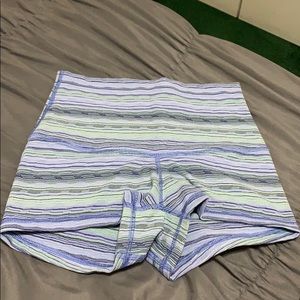 Lulu lemon athletica shorts size 4